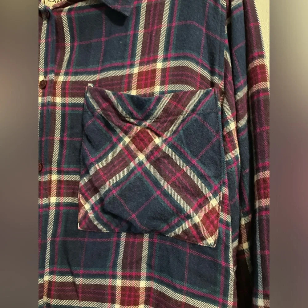 Express Boyfriend Flannel Shirt Blue Pink Double Front Patch Pocket Size Medium - Picture 4 of 11